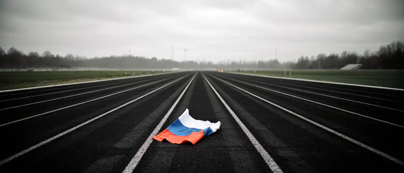 Без флага и трибун: почему российская легкая атлетика остается в изоляции
