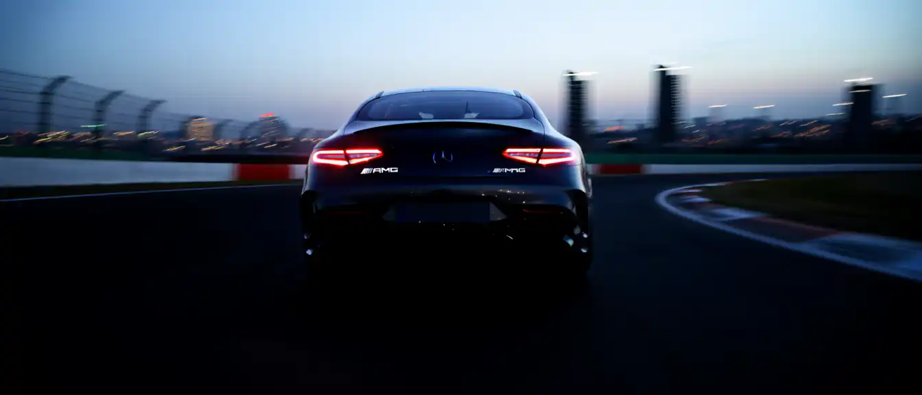 Джордж Расселл из команды Mercedes одержал победу на Гран-при Азербайджана в рамках чемпионата «Формулы-1»